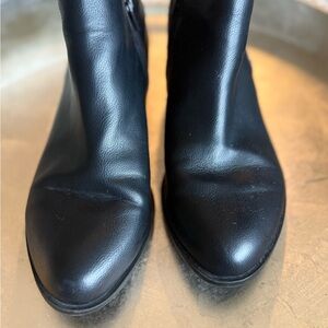 Elegant Black Ankle Booties women’s 7.5